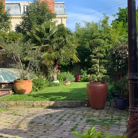 Le Clos Fleuri Privatunterkunft Taverny